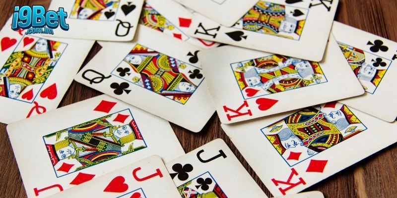 Phân biệt Tiến Lên Miền Nam và Tiến Lên Miền Bắc